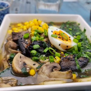 RAMEN DE CHAMPIÑONES CON FIDEOS UDON